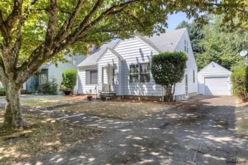 1555 19th St, Salem, OR 97301-7931