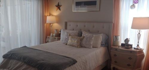 4539 Ashton Ct, Naples FL 34112-8822 exterior