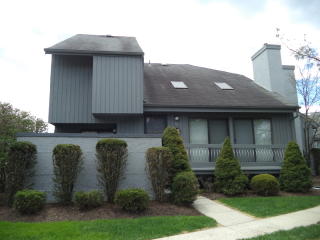 101 Linda Ln, Edison NJ  08820-4507 exterior