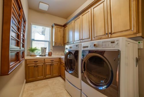 668 Glen-mady Way, Folsom CA 95630-6275 exterior