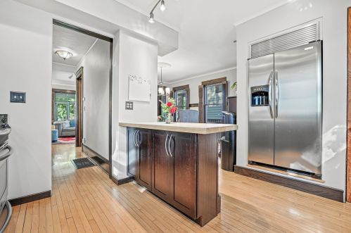 2867 Superior St, Milwaukee WI  53207-2550 exterior