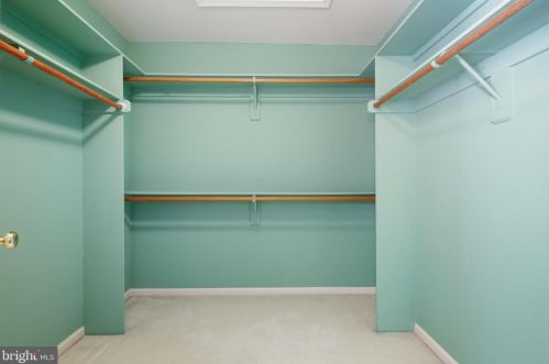 8402 Bells Ridge Ter, Rockville MD 20854-2799 exterior