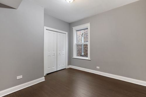 3312 Cullom Ave, Chicago IL 60618-1218 exterior