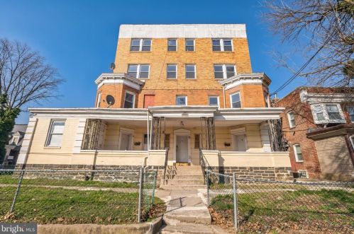 5200 11th St, Philadelphia, PA 19141-2821