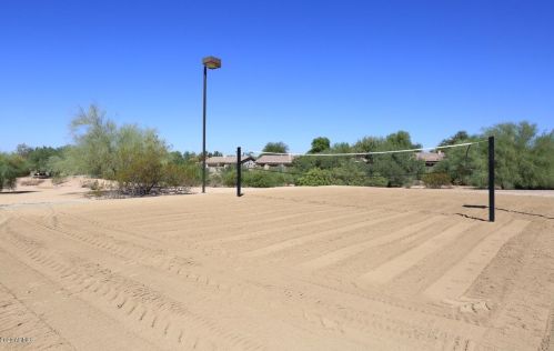 4515 Chisum Trl, Phoenix AZ  85050-8568 exterior