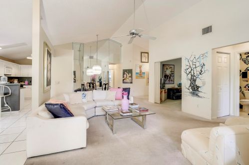 7027 Bitterbush Pl, Boynton Beach FL 33472-2901 exterior