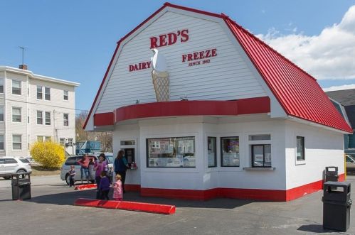 33 Massachusetts Ave, Portland ME  04106-6021 exterior