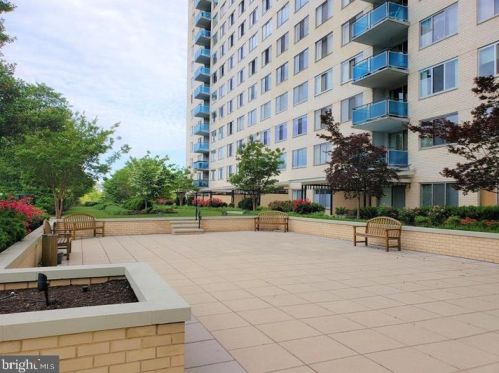 10500 Rockville Pike, Rockville MD  20852-3359 exterior