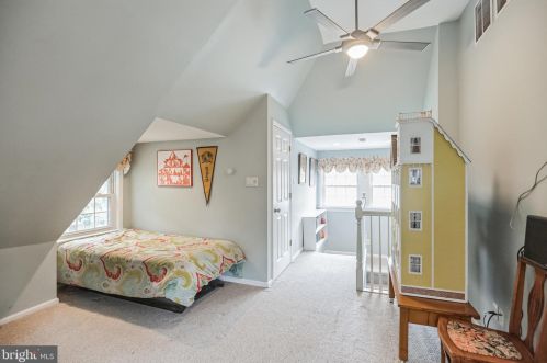 124 Smt Ave, Tavistock NJ 08033-3315 exterior