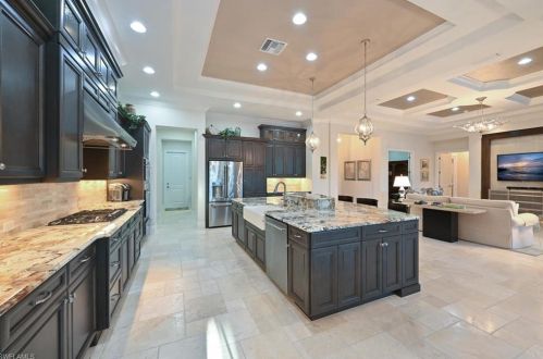 11986 Maidstone Ct, Naples FL 34120-4645 exterior