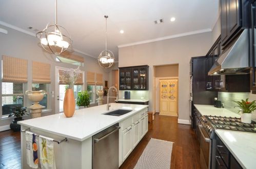 50 Sweet Creek Ln, Fulshear TX 77441-1527 exterior