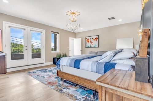 5112 Stanton Ave, Pittsburgh PA  15201-2580 exterior