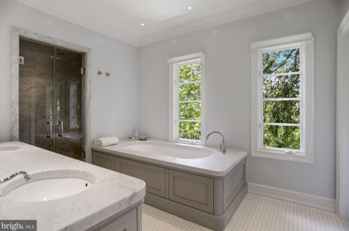 3020 Chain Brg Rd, Washington DC 20016-3410 exterior