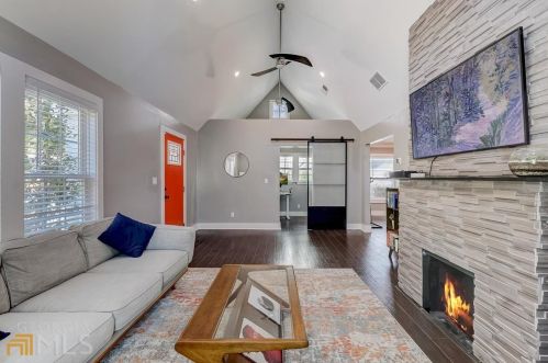 1206 Martin Luther King Jr Dr, Atlanta GA  30314-2502 exterior