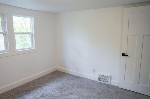 1152 Laketon Ave, Meskegon MI  49441-2802 exterior