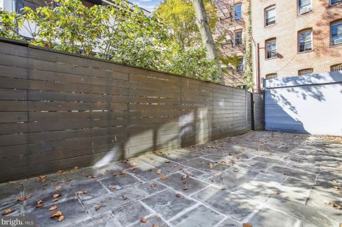 2208 Q St, Washington DC 20001-1955 exterior