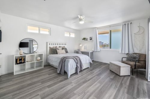 1490 Ala Leleu St, Honolulu HI  96818-1515 exterior