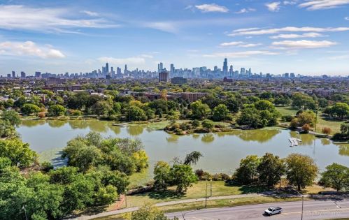 1732 California Ave, Chicago IL 60647-5104 exterior