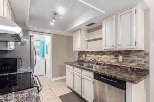 1976 Lemon Tree Ln, Chandler AZ 85224-2535 exterior