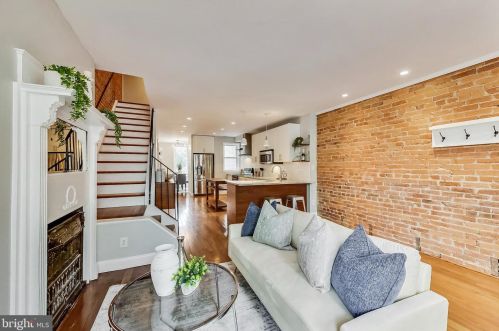 1532 1st St, Washington DC 20001-1147 exterior