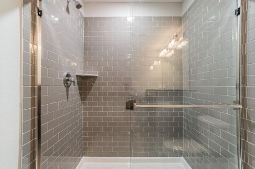 3210 21st Ave, Tampa FL 33605-2302 exterior