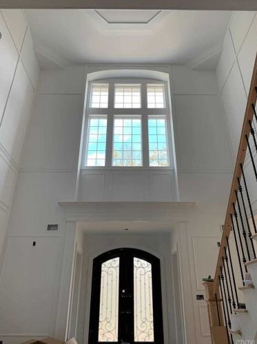 4 Capel Dr, Huntington Station, NY 11746-5803