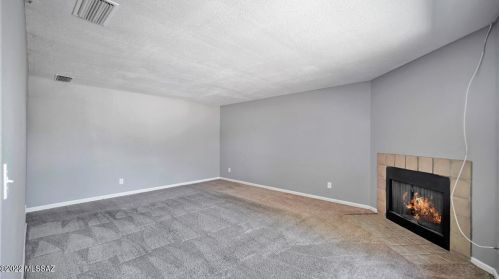 4633 Calle Don Tomas, Tucson AZ  85757-9448 exterior