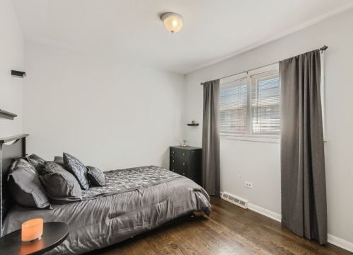 3317 Oriole Ave, Chicago IL 60634-3246 exterior