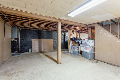 128 Casper St, Valley Stream NY 11580-3606 exterior