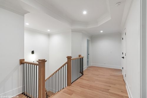 245 Highland Ave, Elmhurst IL  60126-2554 exterior