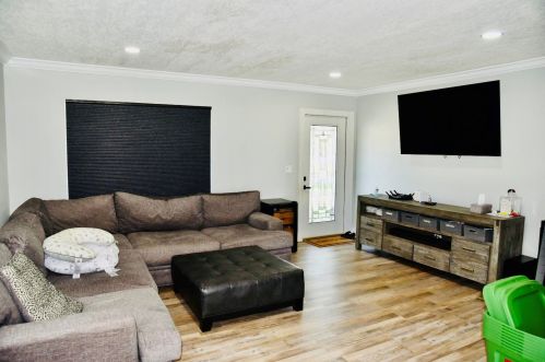 2037 Hideaway Cir, Fort Pierce FL 34952-4801 exterior