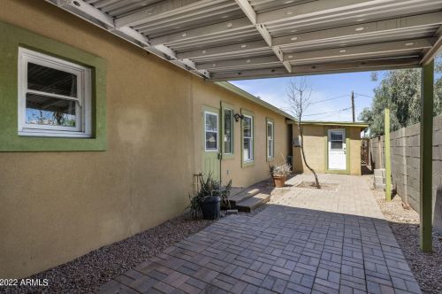 1118 12 St, Phoenix AZ 85086-7350 exterior
