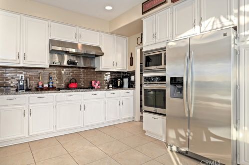 45473 Camino Monzon, Temecula CA 92592-1300 exterior