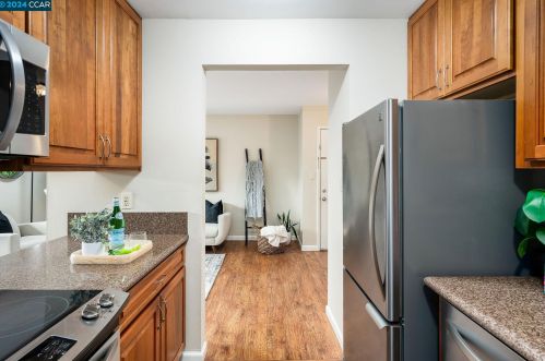 2418 Pleasant Hill Rd, Concord, CA 94523-2603