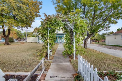 209 100, Highland UT  84003-1740 exterior