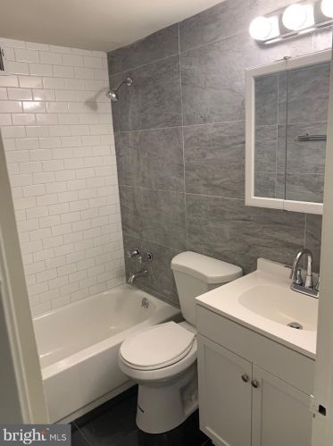 2101 Chestnut St, Philadelphia PA 19103-3197 exterior