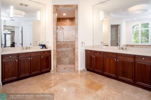 17894 Monte Vis Dr, Boca Raton FL 33496-1057 exterior