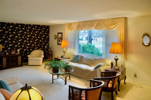 1252 Edinborough Dr, Meskegon MI 49441-5326 exterior