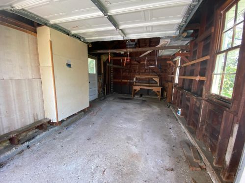 1414 Stamford Ave, Kalamazoo MI 49048-1415 exterior