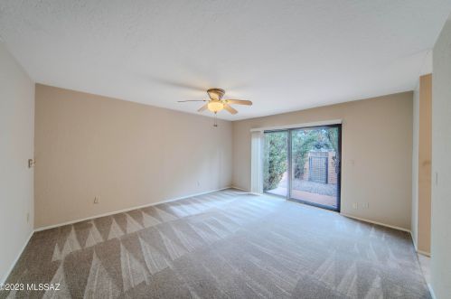 5050 South Regency Cir, Tucson AZ 85711-3043 exterior