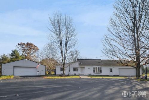 2996 2nd St, Kalamazoo, MI 49009-8530