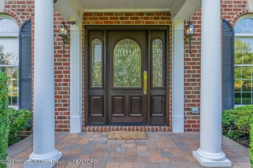 405 Peter Forman Dr, East Freehold NJ 07728-9348 exterior