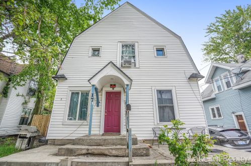 17 Elm St, Grand Rapids, MI 49507-2410