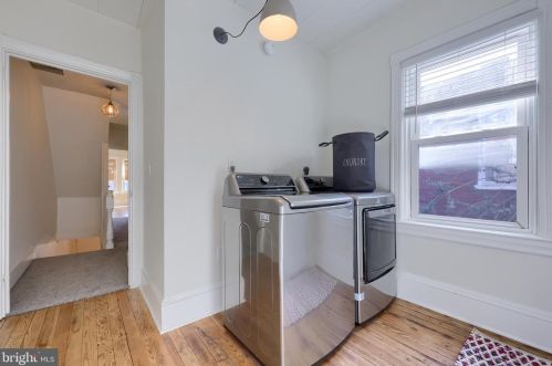 914 Plum St, Lancaster PA  17602-1938 exterior