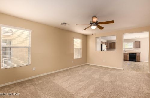 7618 Desert Overlook Dr, Tucson AZ  85710-8164 exterior