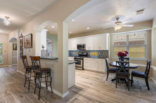 10 Misty Dawn Dr, Conroe TX 77385-3650 exterior