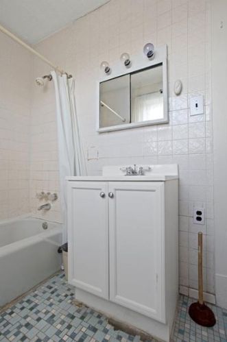 2045 Brownsville Rd, Pittsburgh PA 15210-4261 exterior