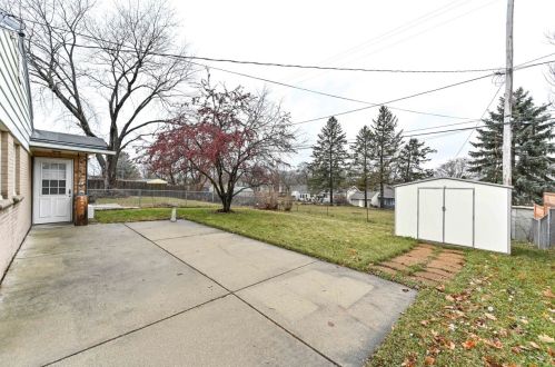 5622 Montana St, Milwaukee WI  53219-3164 exterior