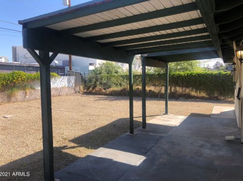 2418 Amelia Ave, Phoenix AZ 85035 exterior