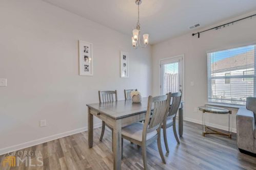 4933 Lower Elm St, Atlanta GA 30349-1677 exterior